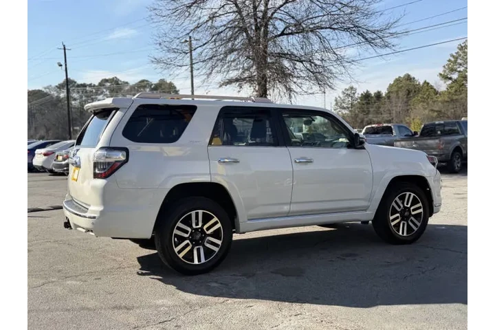 2019 4Runner Limited image 5