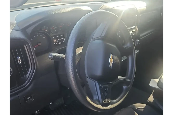 $35500 : Chevrolet Silverado 1500 202 image 2