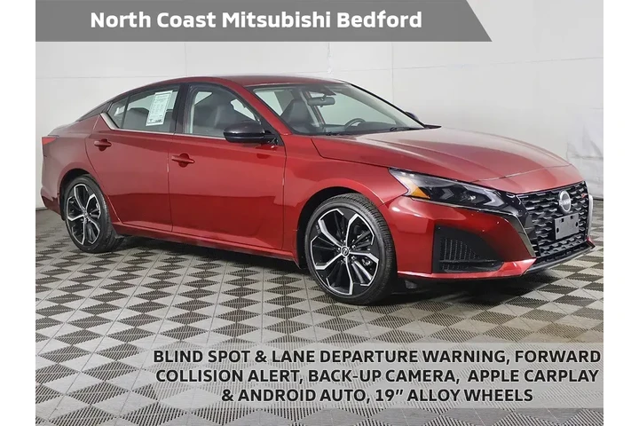 $21193 : Nissan Altima 2024 2.5 SR 4d image 1