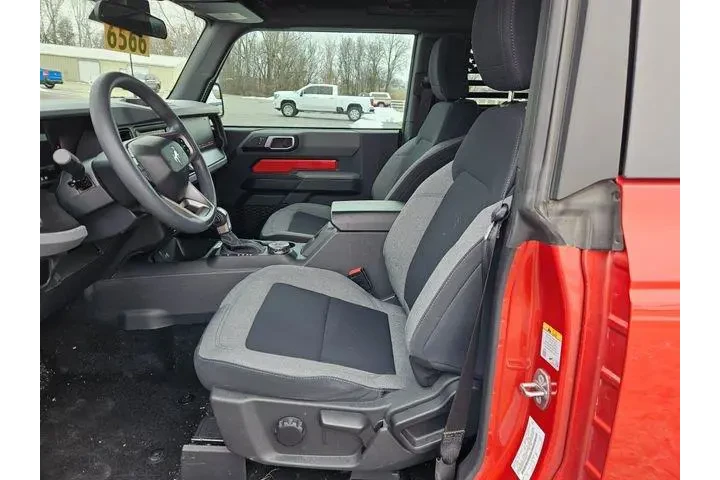 $35500 : Ford Bronco 2023 4x4 Base 2d image 10