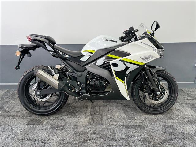 $2000 : NEW YAMASAKI YM50 50cc image 2