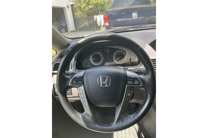 $9500 : 2016 Honda Odyssey TOURING image 2