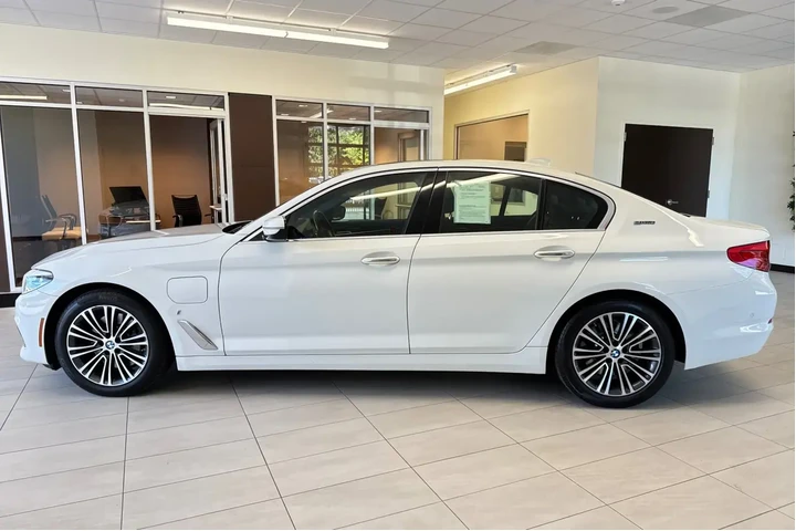$19138 : BMW 5 Series 2018 AWD 530e x image 7