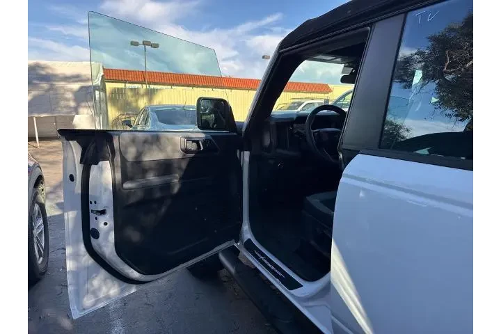 $36668 : Ford Bronco 2022 4x4 Base 4d image 6