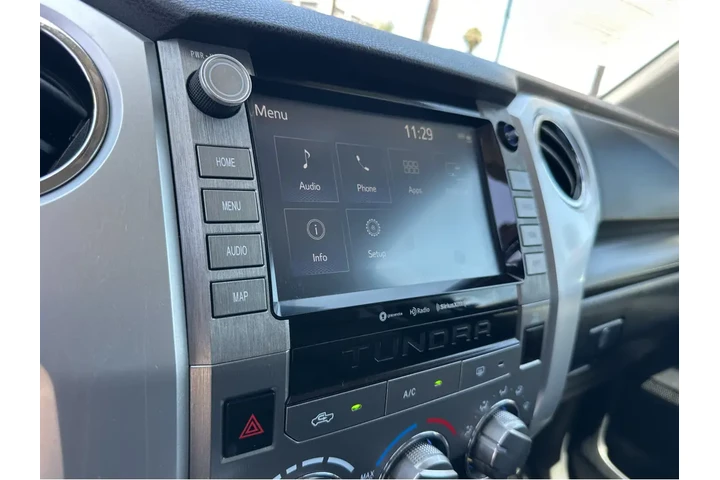 $39997 : 2020 Tundra 4WD SR5 image 6