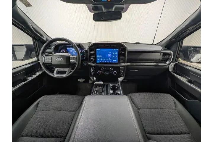 $36686 : Ford F-150 2022 4x4 XLT 4dr image 2