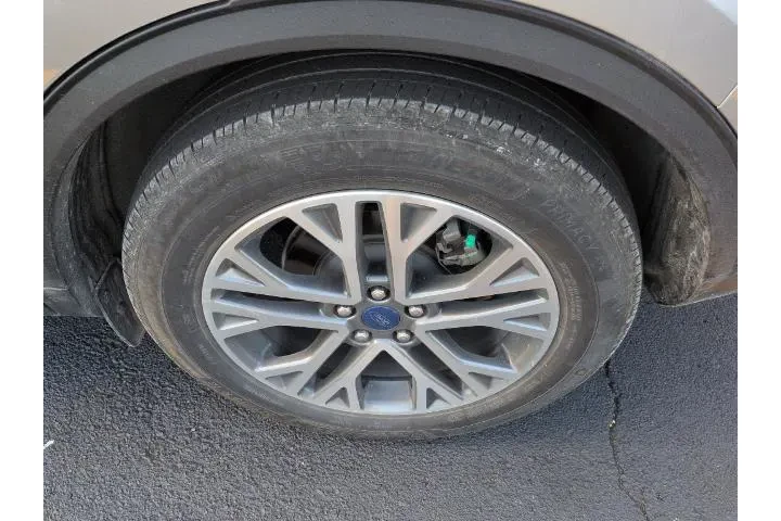 $28375 : Ford Escape 2022 SEL 4dr SUV image 5