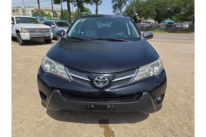 $9800 : 2014 RAV4 LE image 4