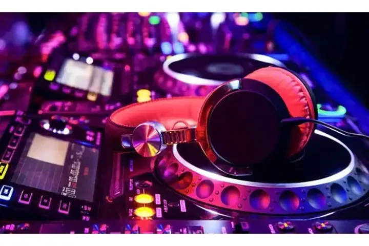 DJ y Música para Fiestas image 2