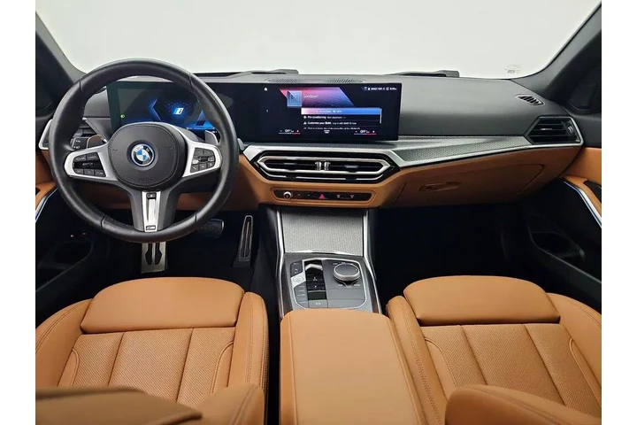 $33998 : BMW 3 Series 2023 330e 4dr S image 9