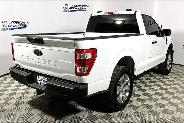 $32780 : Ford F-150 2023 4x2 XL 2dr R image 9
