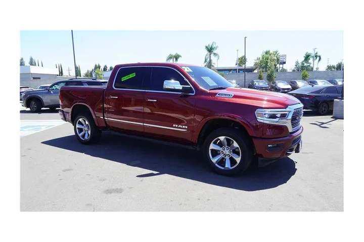 $43800 : 2021 1500 Limited image 4