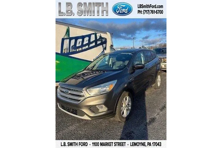 $9490 : Ford Escape 2017 AWD SE 4dr image 1