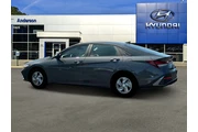 $22494 : Hyundai ELANTRA 2025 SE 4dr thumbnail