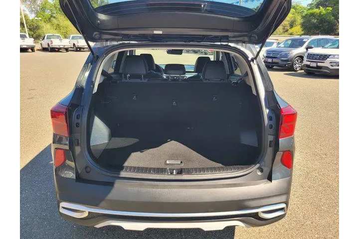 $19994 : Kia Seltos 2023 S 4dr SUV image 8