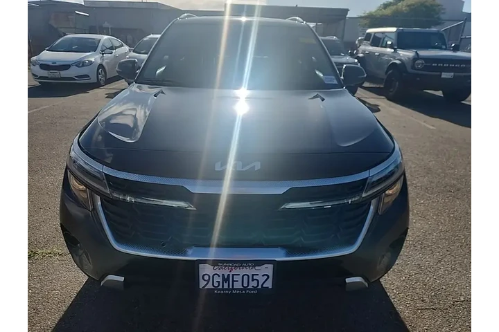 $24491 : Kia Seltos 2024 EX 4dr SUV image 2