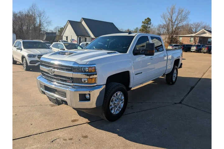 $36995 : 2019 Silverado 2500HD image 8