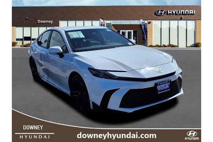 $29186 : Toyota Camry 2025 SE 4dr Sed image 3