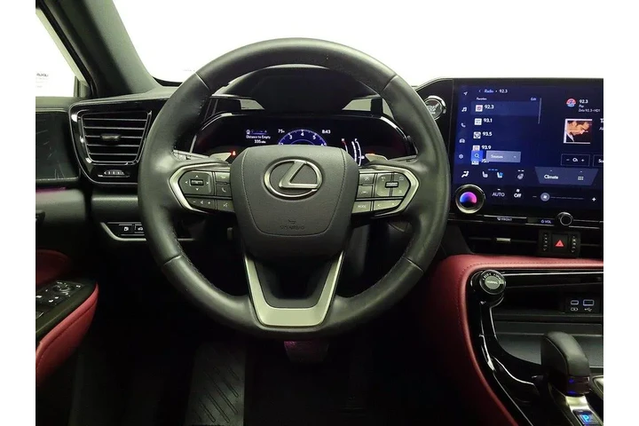 $35998 : Lexus NX 250 2024 Premium 4d image 10