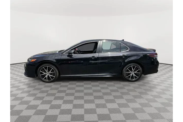 $24395 : Toyota Camry 2024 SE 4dr Sed image 6