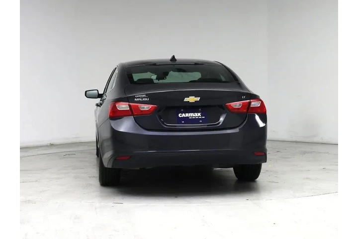 $17998 : Chevrolet Malibu 2023 LT 4dr image 6