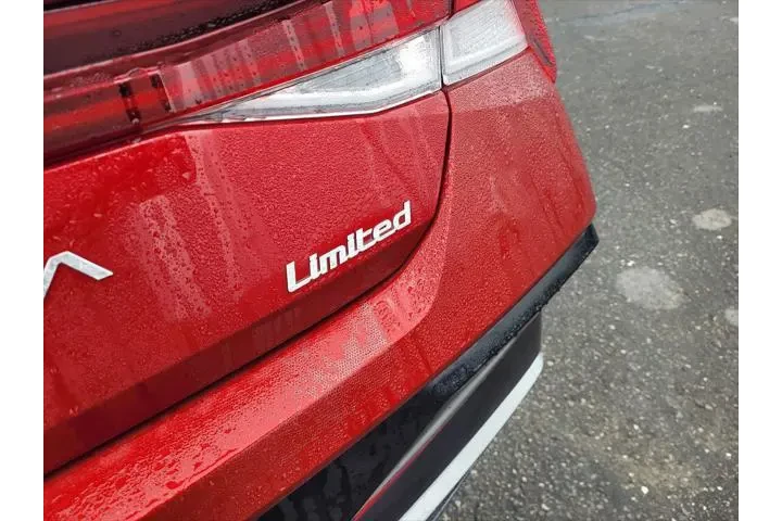 $24094 : Hyundai ELANTRA 2025 Limited image 6