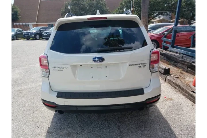 $12800 : 2018 Forester 2.0XT Touring image 6