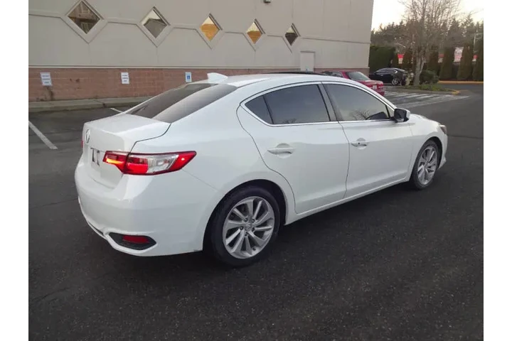 $8900 : 2018 ILX w/Tech image 4