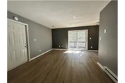 $625 : Rental property with 2 bedro thumbnail