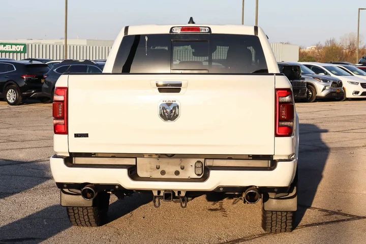 $42988 : 2022 1500 Laramie 4x4 Crew Ca image 5