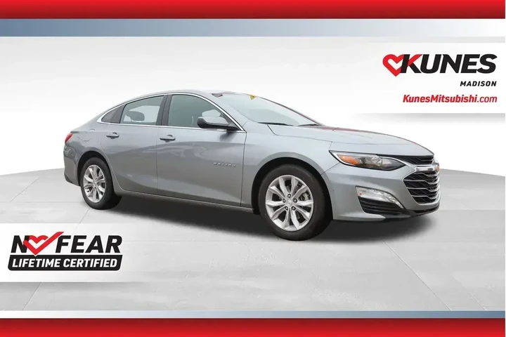 $18977 : Chevrolet Malibu 2024 LT 4dr image 1