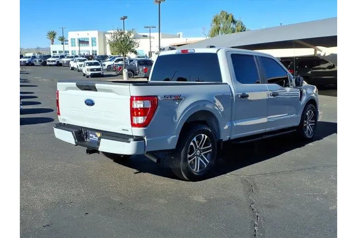 $35988 : Ford F-150 2023 4x2 XL 4dr S image 6