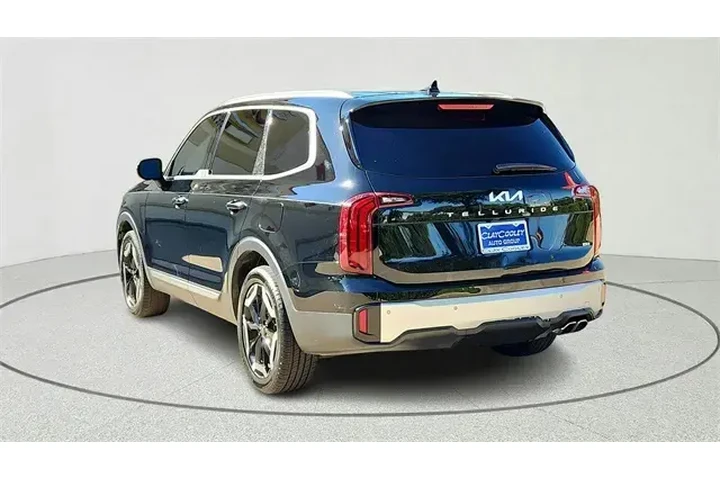 $30296 : Kia Telluride 2024 AWD S 4dr image 5