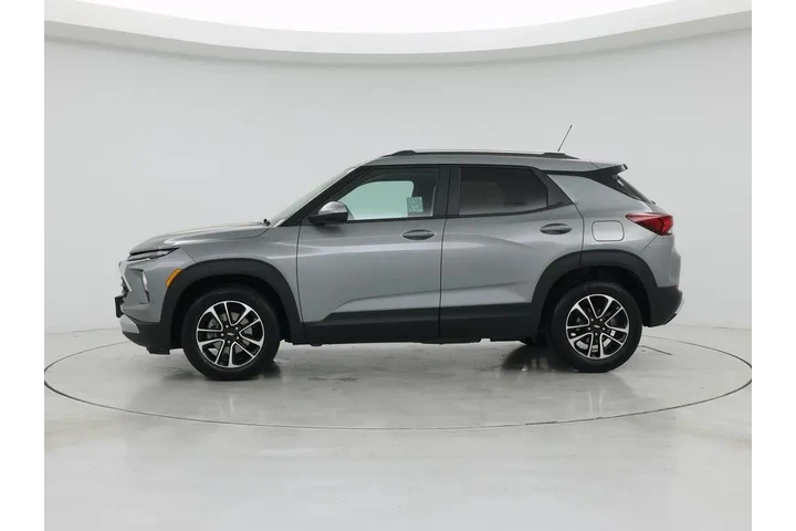 $23998 : Chevrolet Trailblazer 2025 L image 3