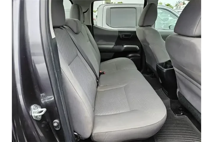$28490 : Toyota Tacoma 2022 4x2 TRD O image 8