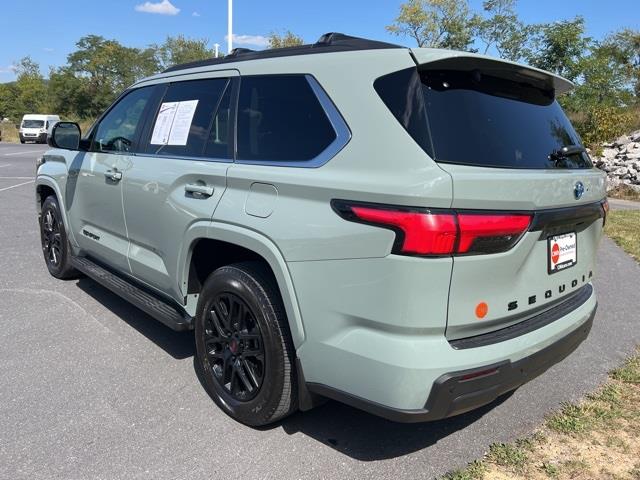 $74998 : PRE-OWNED 2024 TOYOTA SEQUOIA image 6