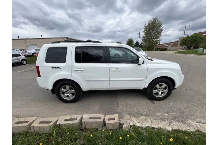 $7490 : 2011 Pilot EX-L w/Navi image 7