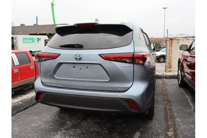 $31802 : Toyota Highlander Hybrid 202 image 9