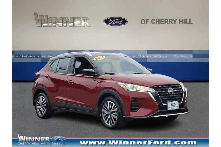 $20997 : Nissan Kicks 2024 SV 4dr Cro image 1