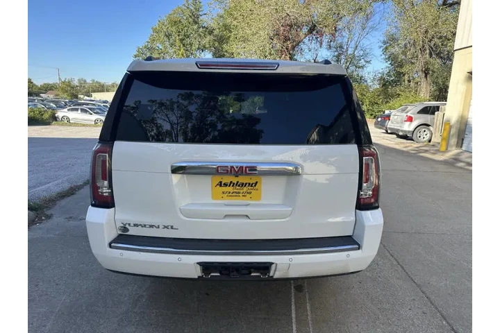 $18900 : 2017 GMC Yukon XL Denali image 5