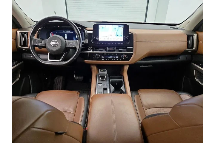$32998 : Nissan Pathfinder 2023 Plati image 9
