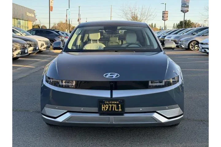 $31991 : Hyundai IONIQ 5 2024 AWD Lim image 2
