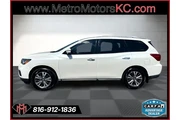$15989 : 2017 Pathfinder 4x4 SL thumbnail