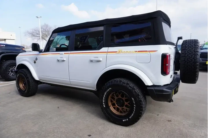 $37988 : Ford Bronco 2022 4x4 Base Ad image 4