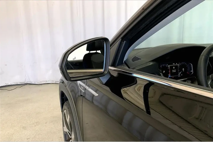 $22540 : Volkswagen Taos 2023 AWD SEL image 10