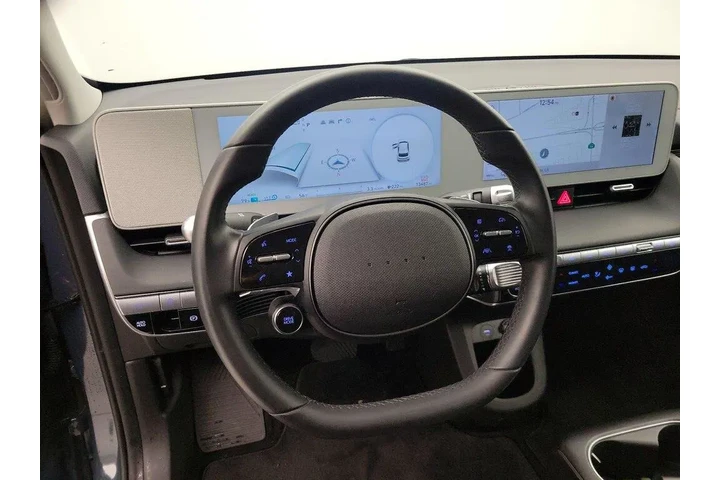 $29998 : Hyundai IONIQ 5 2024 SE 4dr image 10