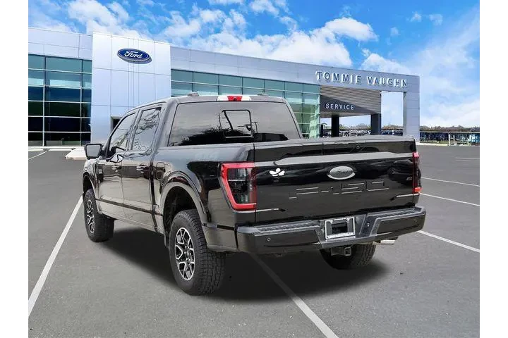 $27991 : Ford F-150 2021 4x4 XL 4dr S image 2