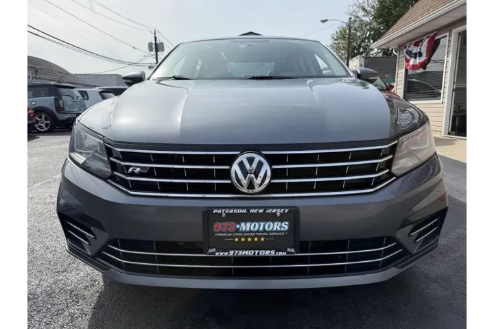 $6399 : 2017 Passat 1.8T R-Line image 5