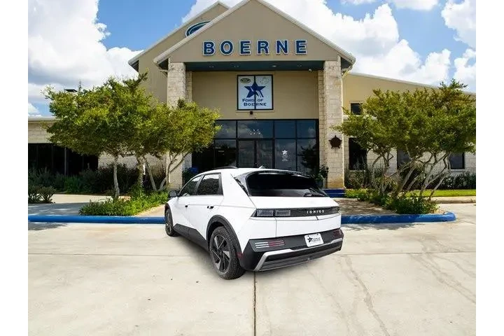 $38957 : Hyundai IONIQ 5 2025 SEL 4dr image 3