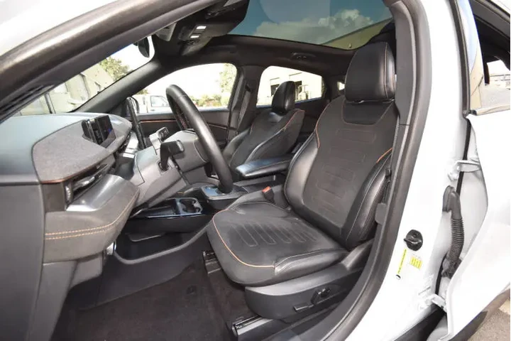 $34999 : 2022 Mustang Mach-E GT image 3